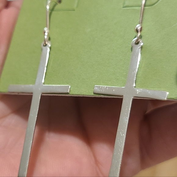 SEED & SAGE STERLING SILVER SIMPLE CROSS RELIGIOUS EARRINGS - Picture 6 of 8